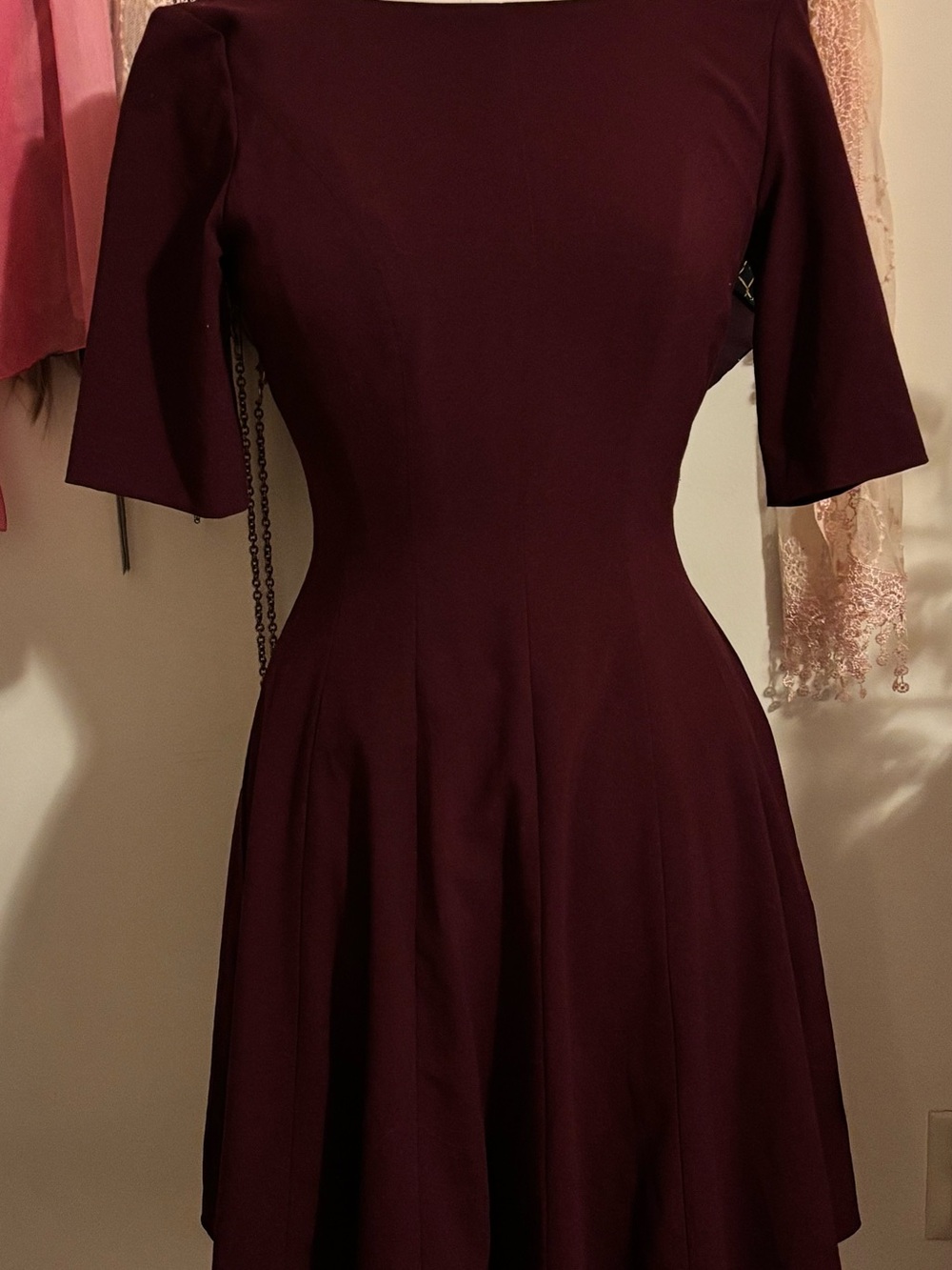 Tahari Burgundy Fit & Flare V-Back Midi Dress Size 2